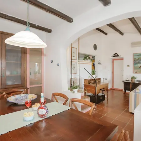 Apartment Ac - Free Parking - Tennis - 4 Bedrooms - 4 Bathrooms